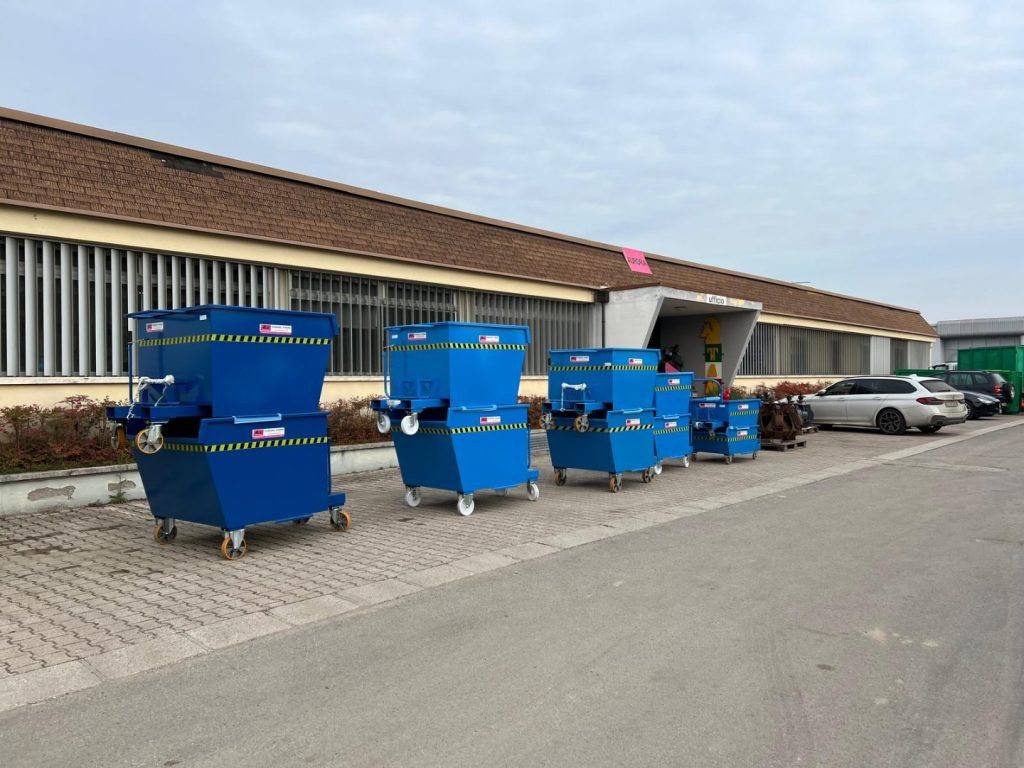 CONTAINER A BENNA RIBALTABILE - 建筑设备:图3 CONTAINER A BENNA RIBALTABILE - 建筑设备:图3