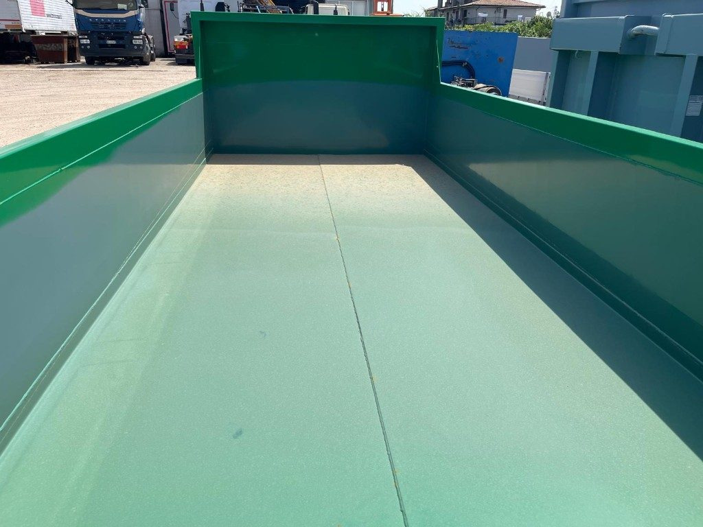 CONTAINER NUOVO SCARRABILE A CIELO APERTO - 滚出式集装箱:图3 CONTAINER NUOVO SCARRABILE A CIELO APERTO - 滚出式集装箱:图3