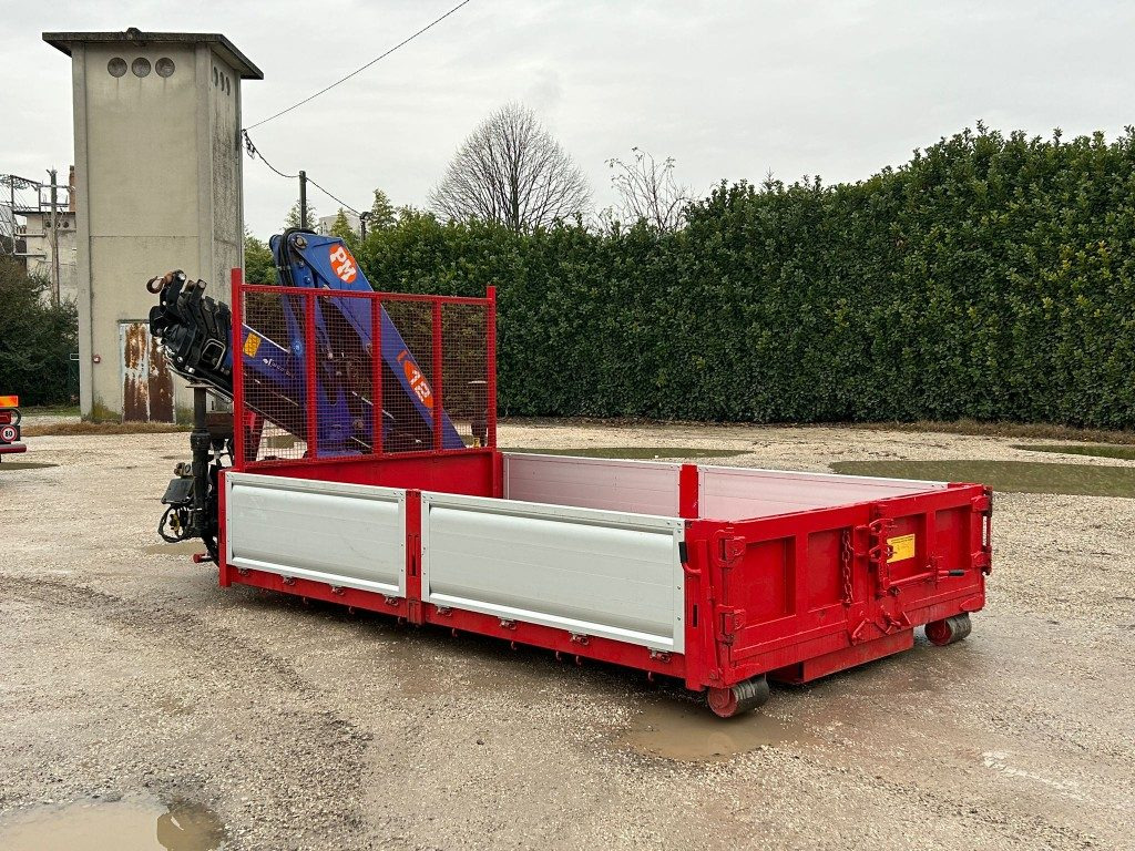 新的 滚出式集装箱 CONTAINER SCARRABILE NUOVO A PIANALE CON GRU：图6