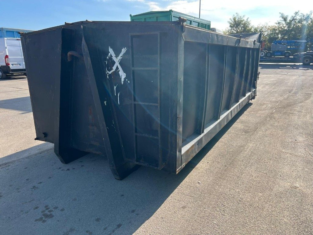 CONTAINER SCARRABILE USATO PER INGOMBRANTI - 滚出式集装箱:图1 CONTAINER SCARRABILE USATO PER INGOMBRANTI - 滚出式集装箱:图1