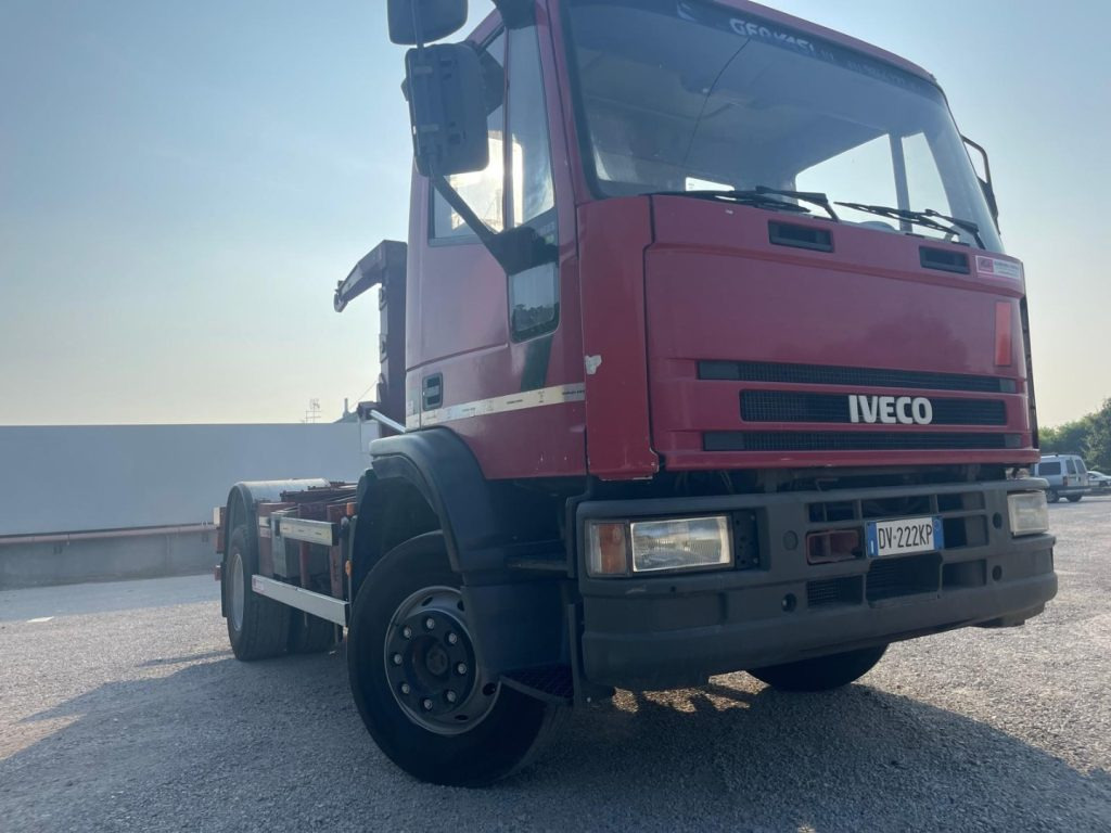 FIAT IVECO EUROCARGO 150E23 - 吊钩升降车:图2 FIAT IVECO EUROCARGO 150E23 - 吊钩升降车:图2