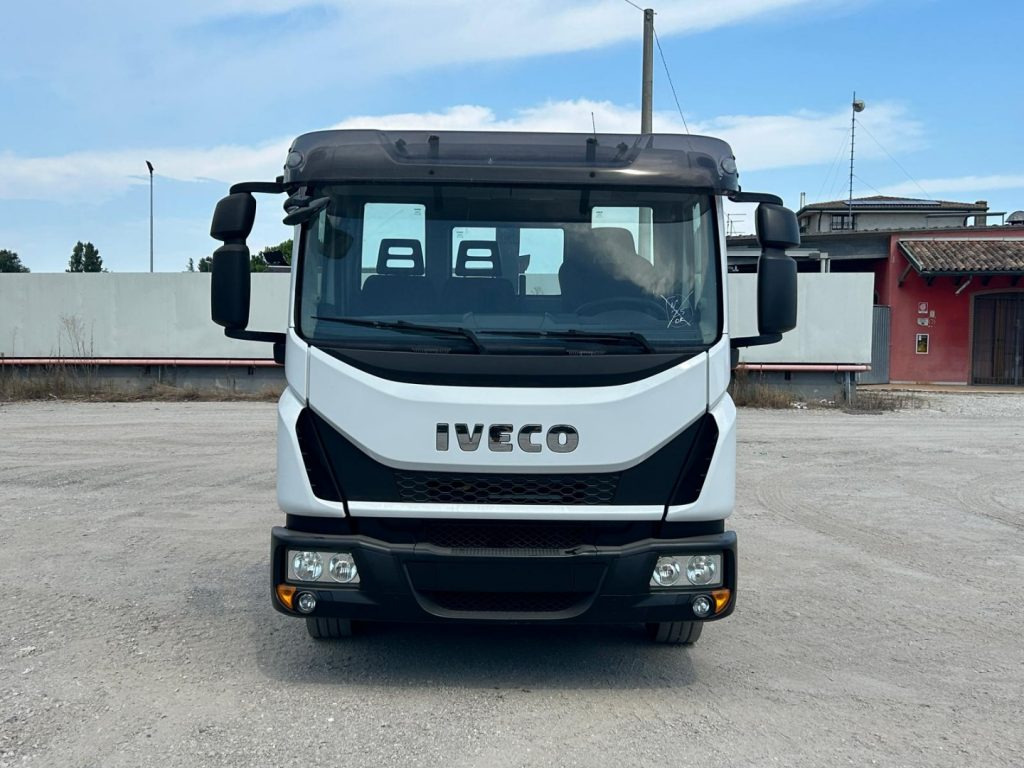 IVECO 120EL22 CON SCARRABILE NUOVO - 吊钩升降车:图2 IVECO 120EL22 CON SCARRABILE NUOVO - 吊钩升降车:图2