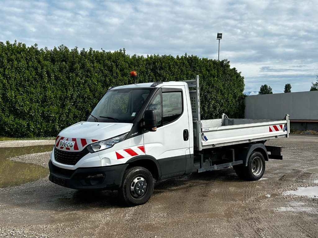 IVECO DAILY 35.140 RIBALTABILE - 翻斗货车:图1 IVECO DAILY 35.140 RIBALTABILE - 翻斗货车:图1