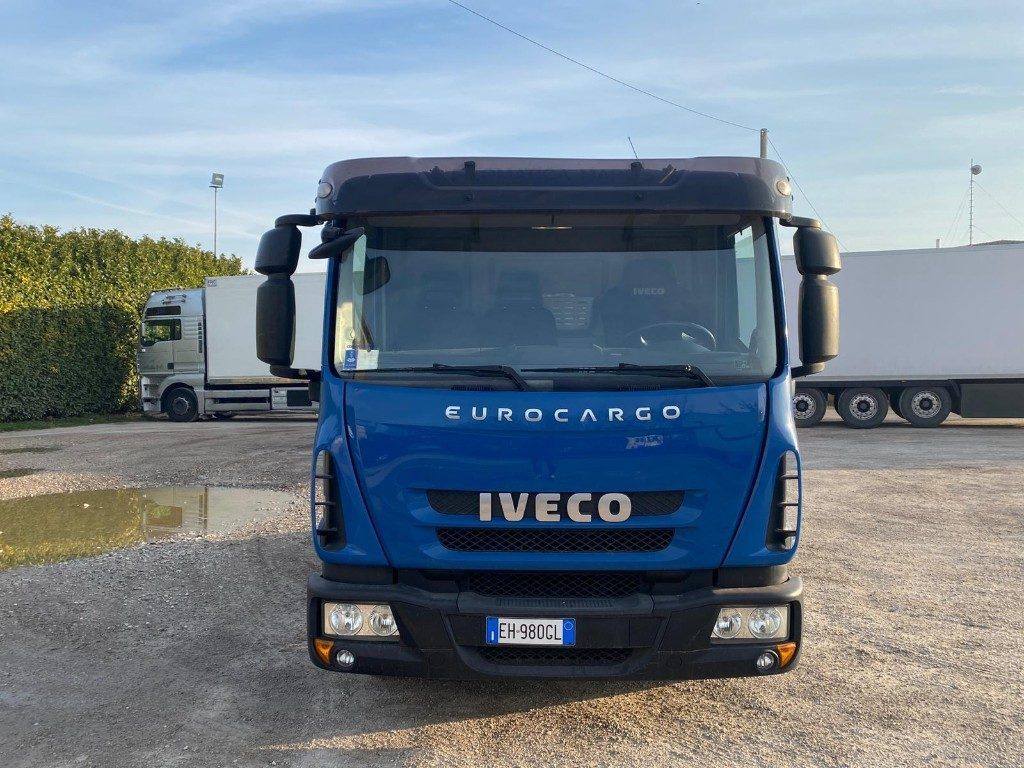 IVECO EUROCARGO 75E18 SCARRABILE - 吊钩升降车:图2 IVECO EUROCARGO 75E18 SCARRABILE - 吊钩升降车:图2