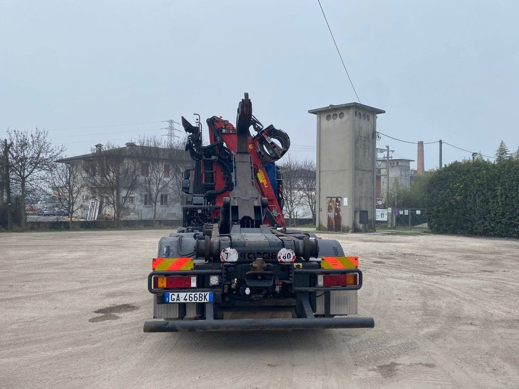 IVECO STRALIS 260.450 SCARRABILE CON GRU - 吊钩升降车, 起重车:图4 IVECO STRALIS 260.450 SCARRABILE CON GRU - 吊钩升降车, 起重车:图4