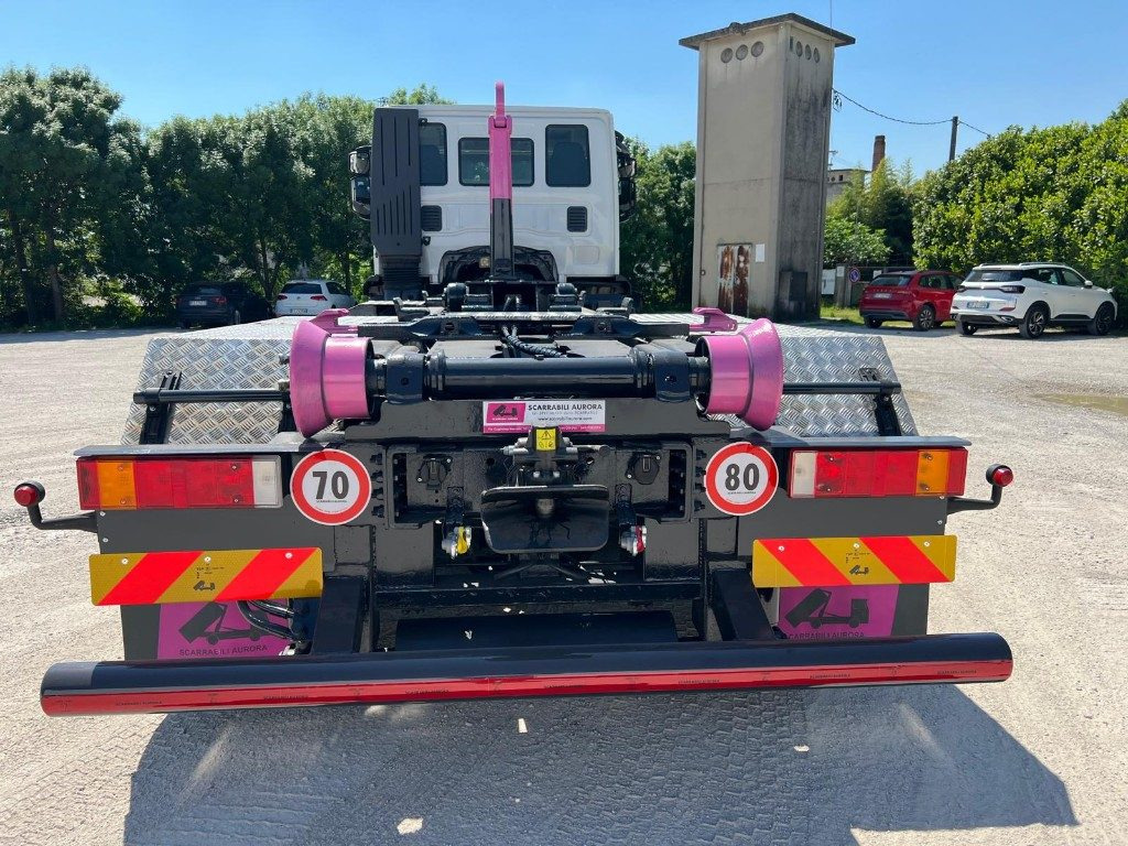 IVECO STRALIS 460 SCARRABILE - 吊钩升降车:图4 IVECO STRALIS 460 SCARRABILE - 吊钩升降车:图4