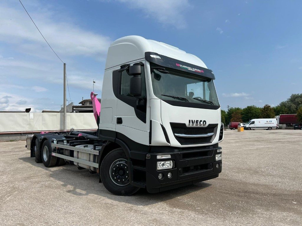 IVECO STRALIS 510 SCARRABILE - 吊钩升降车:图1 IVECO STRALIS 510 SCARRABILE - 吊钩升降车:图1
