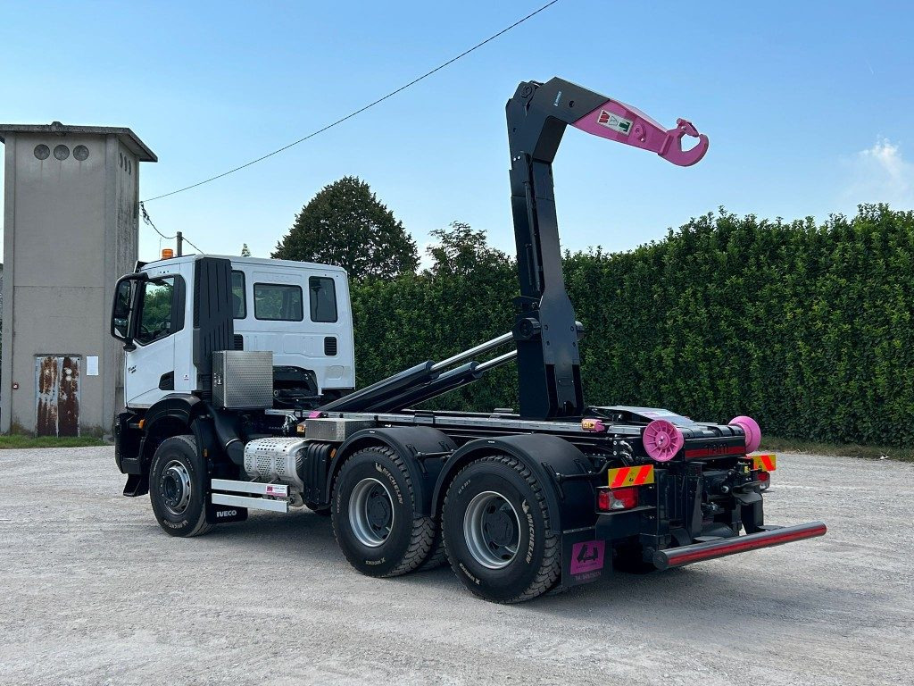 IVECO TRAKKER T-WAY AD380T NUOVO SCARRABILE - 吊钩升降车:图3 IVECO TRAKKER T-WAY AD380T NUOVO SCARRABILE - 吊钩升降车:图3