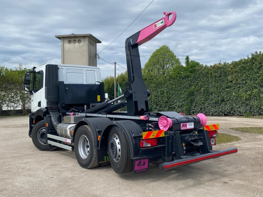 IVECO X-WAY AD280X48Y NUOVO SCARRABILE PASSO 3120 - 吊钩升降车:图4 IVECO X-WAY AD280X48Y NUOVO SCARRABILE PASSO 3120 - 吊钩升降车:图4