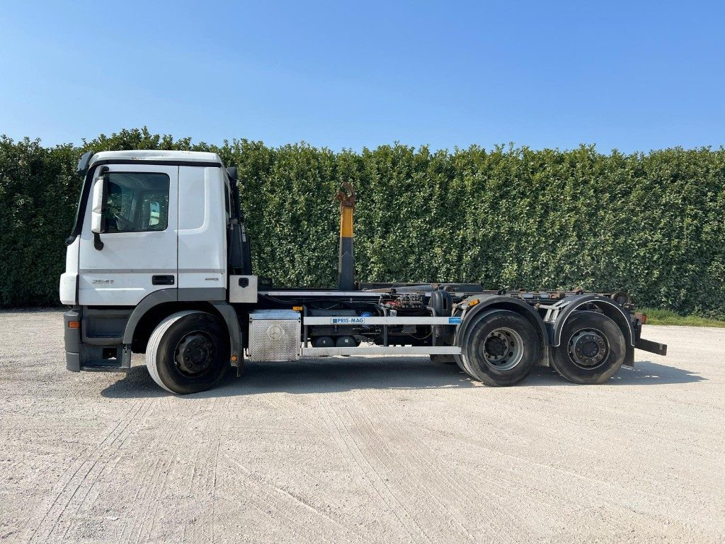 MERCEDES-BENZ MERCEDES ACTROS 25.41 SCARRABILE - 吊钩升降车:图3 MERCEDES-BENZ MERCEDES ACTROS 25.41 SCARRABILE - 吊钩升降车:图3