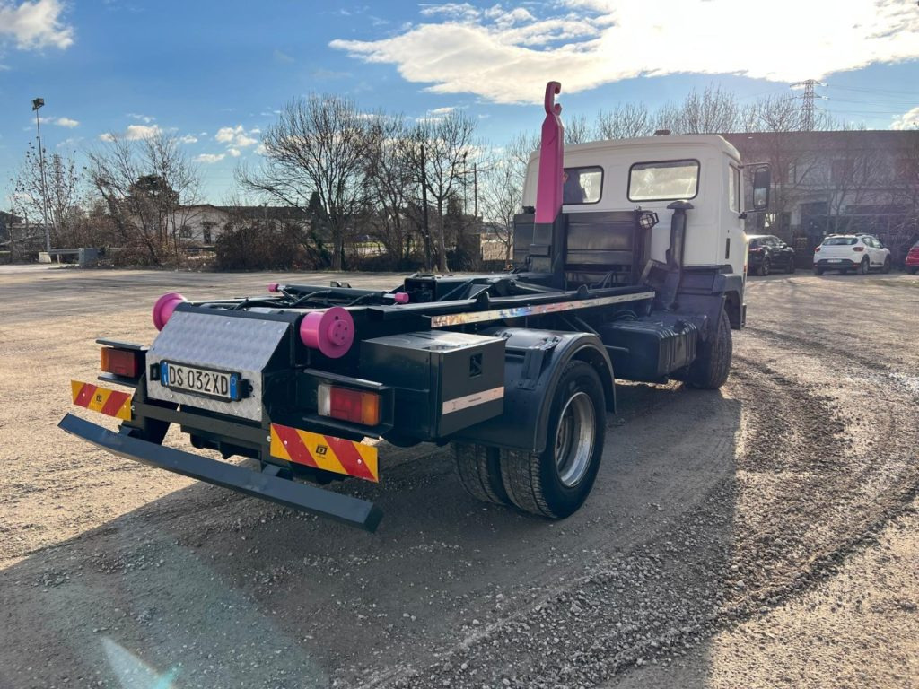 NISSAN 130/115 SCARRABILE - 吊钩升降车:图4 NISSAN 130/115 SCARRABILE - 吊钩升降车:图4