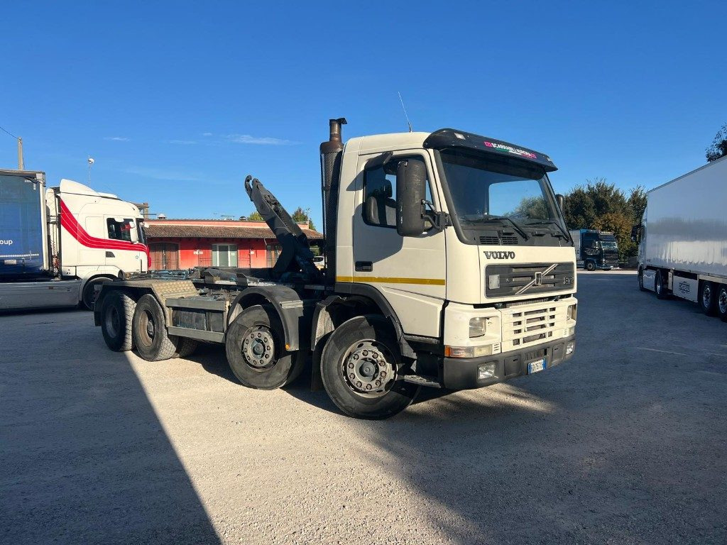 VOLVO FM12 SCARRABILE - 吊钩升降车:图5 VOLVO FM12 SCARRABILE - 吊钩升降车:图5