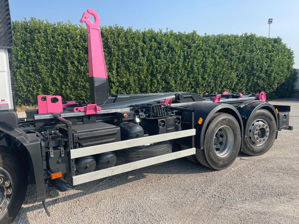 VOLVO FM9 SCARRABILE - 吊钩升降车:图4 VOLVO FM9 SCARRABILE - 吊钩升降车:图4
