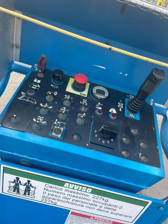 Genie Z34/22N - 铰接臂:图4 Genie Z34/22N - 铰接臂:图4