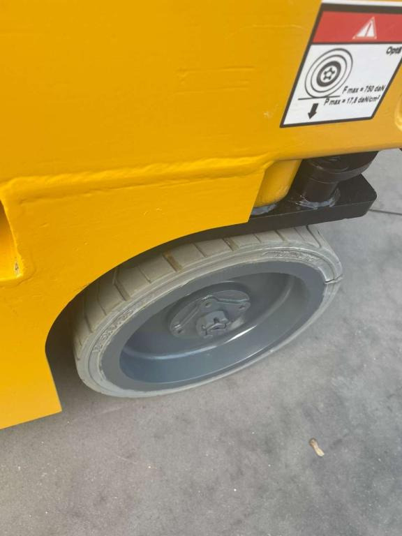 Haulotte OPTIMUM 8 - 剪式升降机:图3 Haulotte OPTIMUM 8 - 剪式升降机:图3