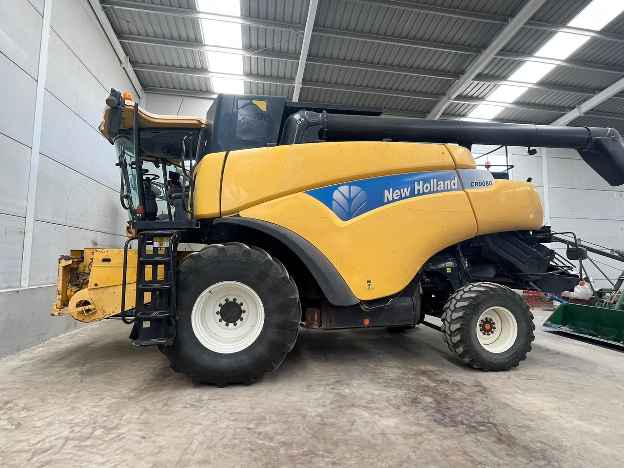 New Holland CR9080 - 收割机:图1 New Holland CR9080 - 收割机:图1