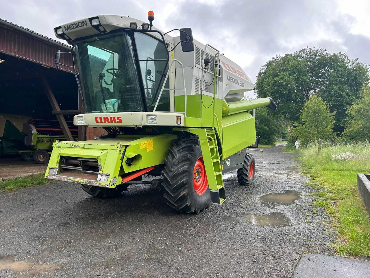 CLAAS Medion 310 - 联合收割机:图3 CLAAS Medion 310 - 联合收割机:图3