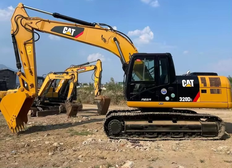 CATERPILLAR heavy Excavator CAT 320d Original US Used CAT 320d Excavator 20Tons Excavator CAT320C 320D 320d2 on sale - 履带式挖掘机:图4 CATERPILLAR heavy Excavator CAT 320d Original US Used CAT 320d Excavator 20Tons Excavator CAT320C 320D 320d2 on sale - 履带式挖掘机:图4