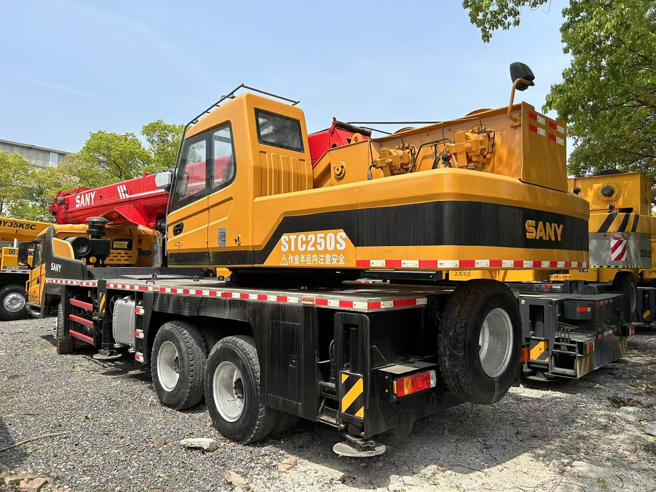 SANY STC250S stc500 stc550 stc300 stc350 25 ton truck crane - 移动式起重机:图4 SANY STC250S stc500 stc550 stc300 stc350 25 ton truck crane - 移动式起重机:图4
