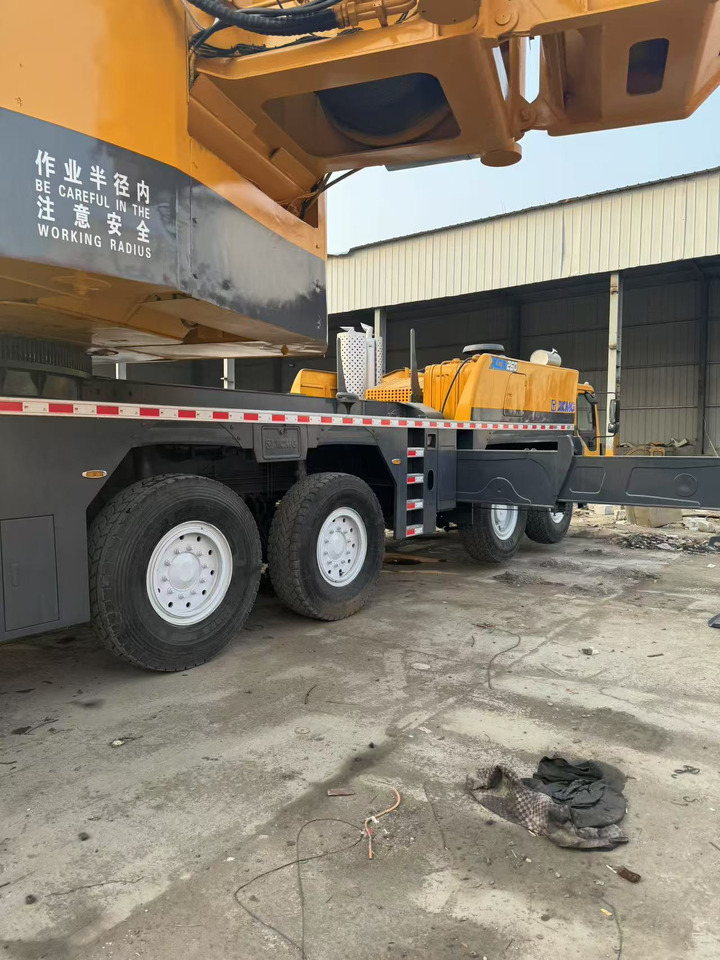 XCMG QAY240 XCT240 XCA240 QY240K 240 ton 250 ton 300 ton 260 ton 200 ton 220 ton crane 租赁 XCMG QAY240 XCT240 XCA240 QY240K 240 ton 250 ton 300 ton 260 ton 200 ton 220 ton crane：图7