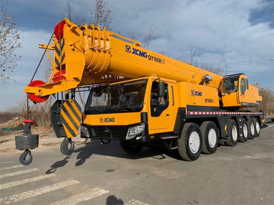 XCMG QY100K 100 ton truck crane - 移动式起重机:图1 XCMG QY100K 100 ton truck crane - 移动式起重机:图1