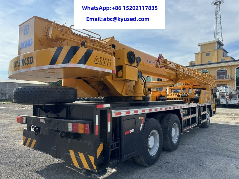 XCMG QY30K5D QY30K 30ton - 移动式起重机:图4 XCMG QY30K5D QY30K 30ton - 移动式起重机:图4