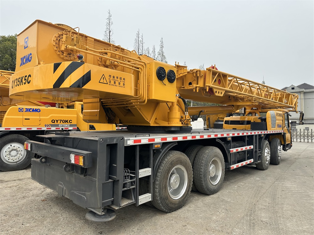 XCMG QY35K5 XCT35 QY35K5C 35 ton truck crane - 移动式起重机:图4 XCMG QY35K5 XCT35 QY35K5C 35 ton truck crane - 移动式起重机:图4