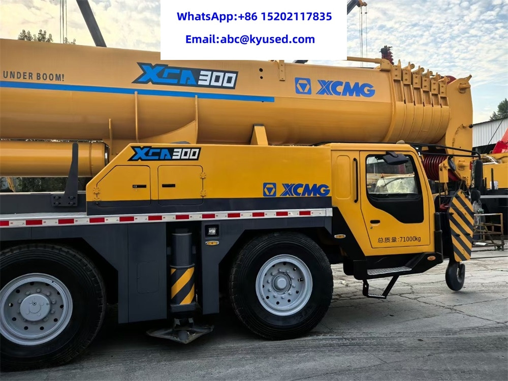 XCMG XCT300 XCA300 QAY300 XCA350 300Ton 350ton 260ton 250ton 220ton 240ton 200ton 180ton 160t 150ton 130ton 120ton 100ton - 全地形起重机:图4 XCMG XCT300 XCA300 QAY300 XCA350 300Ton 350ton 260ton 250ton 220ton 240ton 200ton 180ton 160t 150ton 130ton 120ton 100ton - 全地形起重机:图4