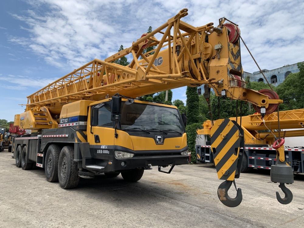 XCMG XCT80L5 XCT80 QY80K QY75K 80 ton truck crane - 移动式起重机:图2 XCMG XCT80L5 XCT80 QY80K QY75K 80 ton truck crane - 移动式起重机:图2
