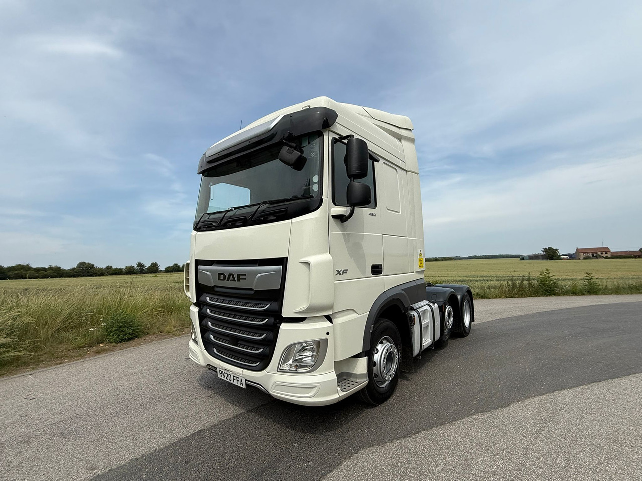 DAF XF 105 480 RHD - 牵引车:图1 DAF XF 105 480 RHD - 牵引车:图1