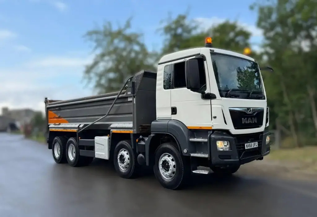 MAN TGS 35.420 8x4 Tipper (UFG) - 翻斗车:图1 MAN TGS 35.420 8x4 Tipper (UFG) - 翻斗车:图1