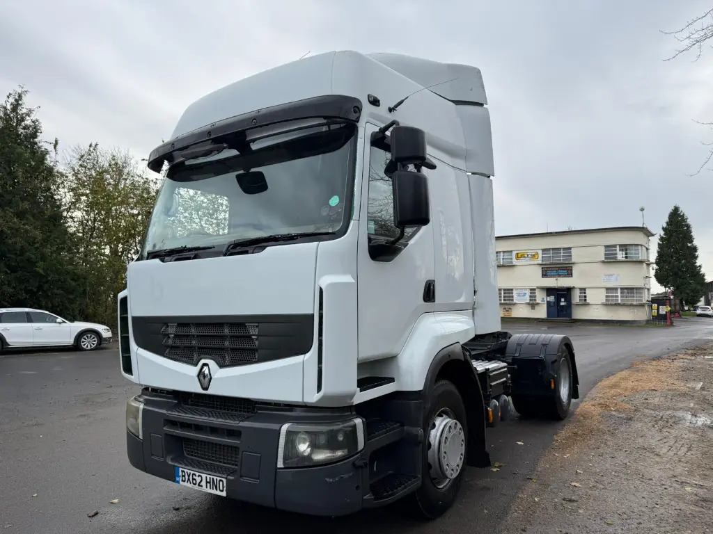 Renault Premium 440 DXi - RHD - 牵引车:图2 Renault Premium 440 DXi - RHD - 牵引车:图2