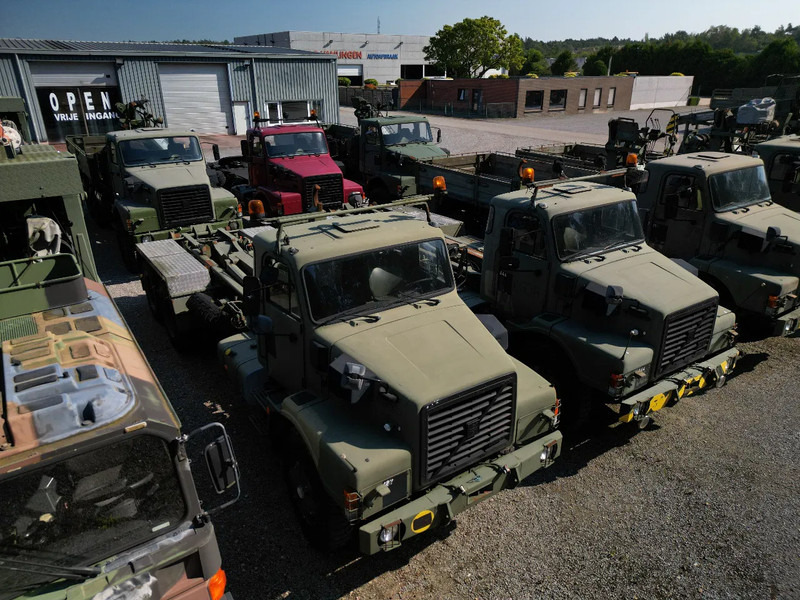 Volvo N 10 6X4 - HOOK CONTAINER (3x stock) - 卡车:图5 Volvo N 10 6X4 - HOOK CONTAINER (3x stock) - 卡车:图5