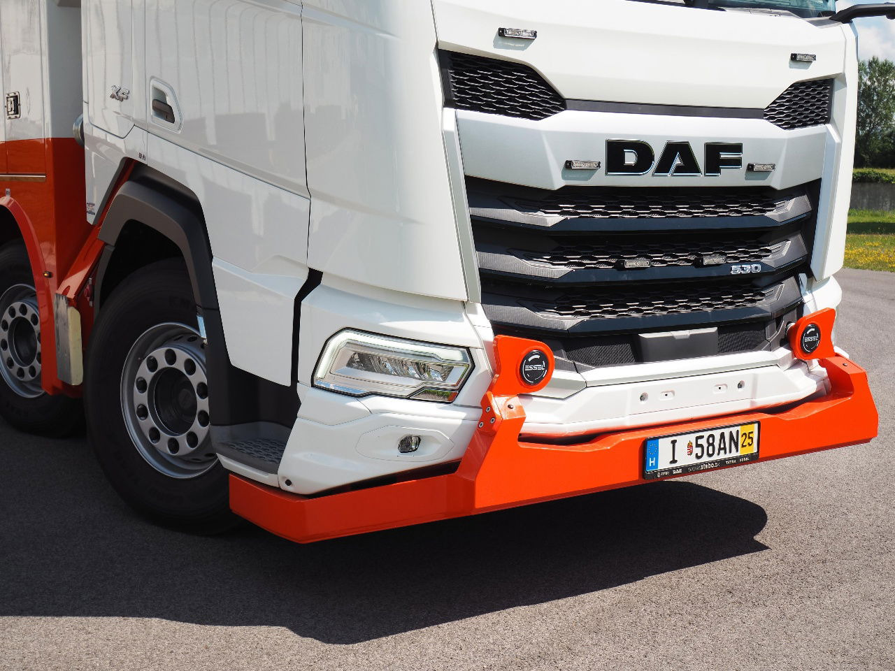 DAF XF 530 NEW T-REX DAF white - 拖吊车:图2 DAF XF 530 NEW T-REX DAF white - 拖吊车:图2