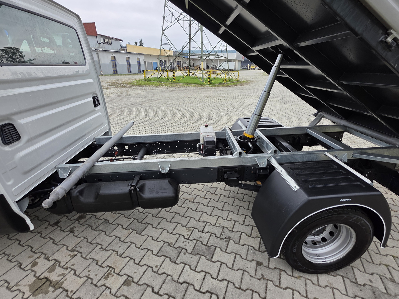 翻斗货车 IVECO Daily 70c-17 Wywrotka 3.80 M ! Kiper 3-Stronny ! Klima ! 3.0 HPI * 170 Hp ! Super Stan ! Z Włoch !:图17 翻斗货车 IVECO Daily 70c-17 Wywrotka 3.80 M ! Kiper 3-Stronny ! Klima ! 3.0 HPI * 170 Hp ! Super Stan ! Z Włoch !:图17