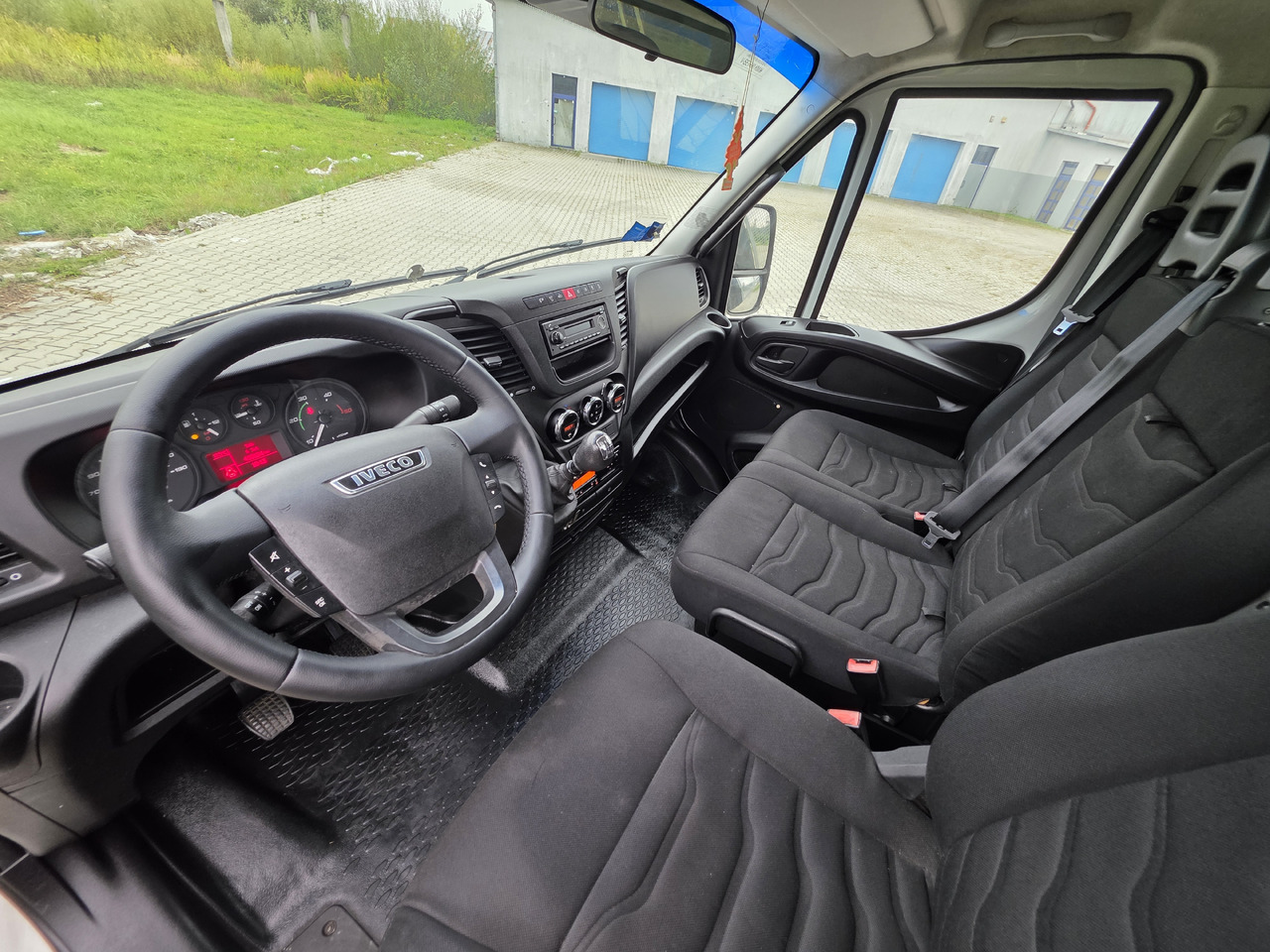 翻斗货车 IVECO Daily 70c-17 Wywrotka 3.80 M ! Kiper 3-Stronny ! Klima ! 3.0 HPI * 170 Hp ! Super Stan ! Z Włoch !:图25 翻斗货车 IVECO Daily 70c-17 Wywrotka 3.80 M ! Kiper 3-Stronny ! Klima ! 3.0 HPI * 170 Hp ! Super Stan ! Z Włoch !:图25