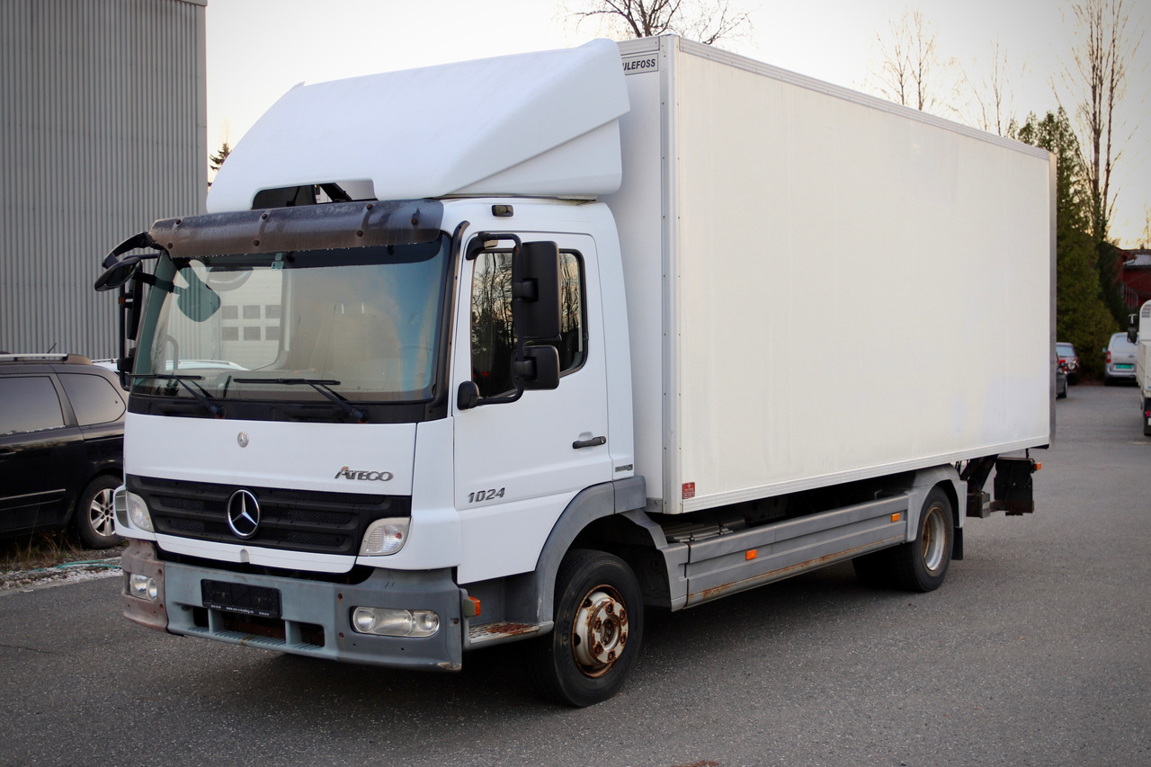 MERCEDES-BENZ Attego - 厢式卡车:图1 MERCEDES-BENZ Attego - 厢式卡车:图1
