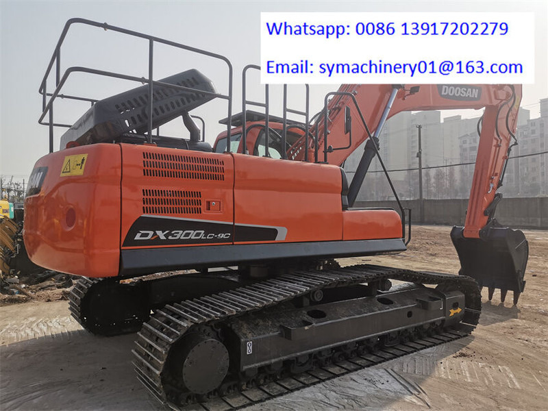 Doosan DX300LC-9C - 履带式挖掘机:图5 Doosan DX300LC-9C - 履带式挖掘机:图5