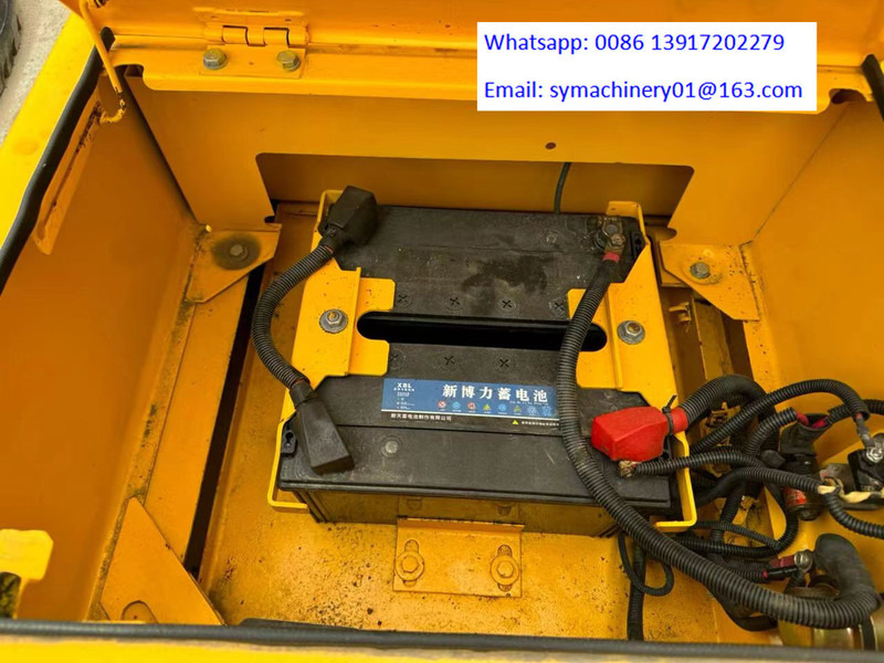 履带式挖掘机 Komatsu PC220-8 PC200 PC220 PC300 PC240 PC400：图14