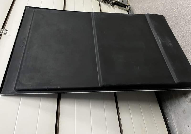 Osłona miska pod silnik Mercedes Travego Setra serii 400 euro 6 Setra 400, MERCEDES TRAVEGO - 车身和外部 适用于 巴士:图1 Osłona miska pod silnik Mercedes Travego Setra serii 400 euro 6 Setra 400, MERCEDES TRAVEGO - 车身和外部 适用于 巴士:图1