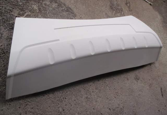 Zderzak, klapa koła zapasowego SCANIA PB Scania IRIZAR PB - 保险杠 适用于 巴士:图1 Zderzak, klapa koła zapasowego SCANIA PB Scania IRIZAR PB - 保险杠 适用于 巴士:图1