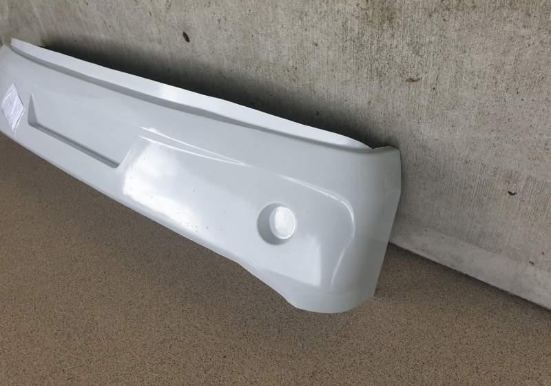 Zderzak tylny do autobusu SCANIA IRIZAR i6 Scania i6 - 保险杠 适用于 长途客车:图2 Zderzak tylny do autobusu SCANIA IRIZAR i6 Scania i6 - 保险杠 适用于 长途客车:图2