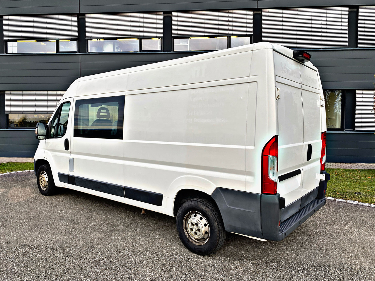 Peugeot Boxer Kasten Hoch 335 L3H2Pro|5Sitzer|Kamera|19% - 无侧窗厢式货车, 康比货车:图5 Peugeot Boxer Kasten Hoch 335 L3H2Pro|5Sitzer|Kamera|19% - 无侧窗厢式货车, 康比货车:图5