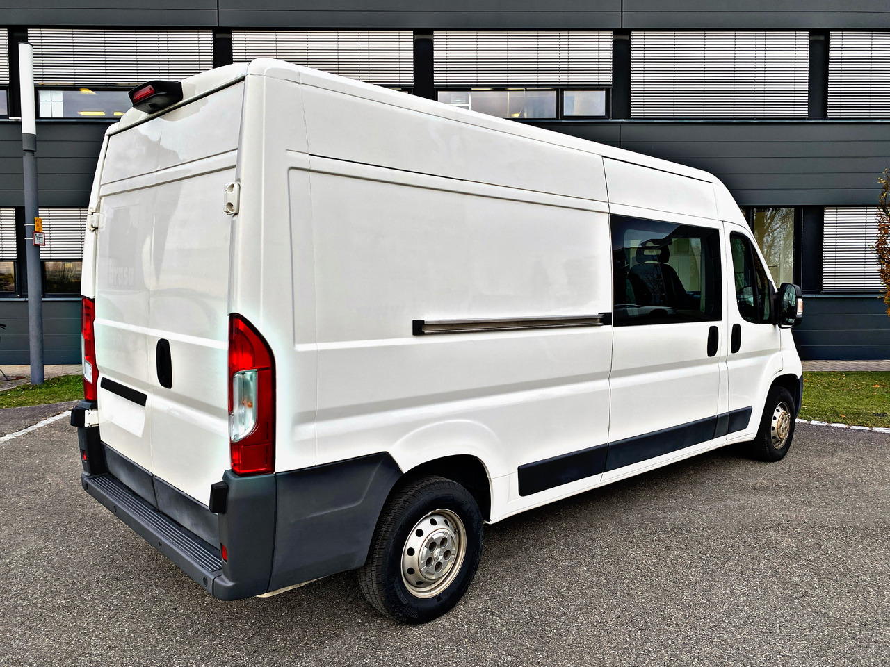 Peugeot Boxer Kasten Hoch 335 L3H2Pro|5Sitzer|Kamera|19% - 无侧窗厢式货车, 康比货车:图3 Peugeot Boxer Kasten Hoch 335 L3H2Pro|5Sitzer|Kamera|19% - 无侧窗厢式货车, 康比货车:图3