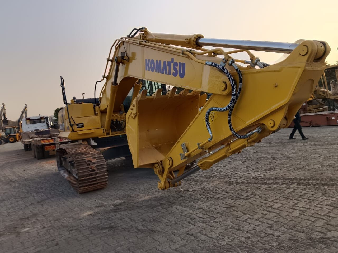 New Komatsu PC210 tracked excavator - 履带式挖掘机:图4 New Komatsu PC210 tracked excavator - 履带式挖掘机:图4