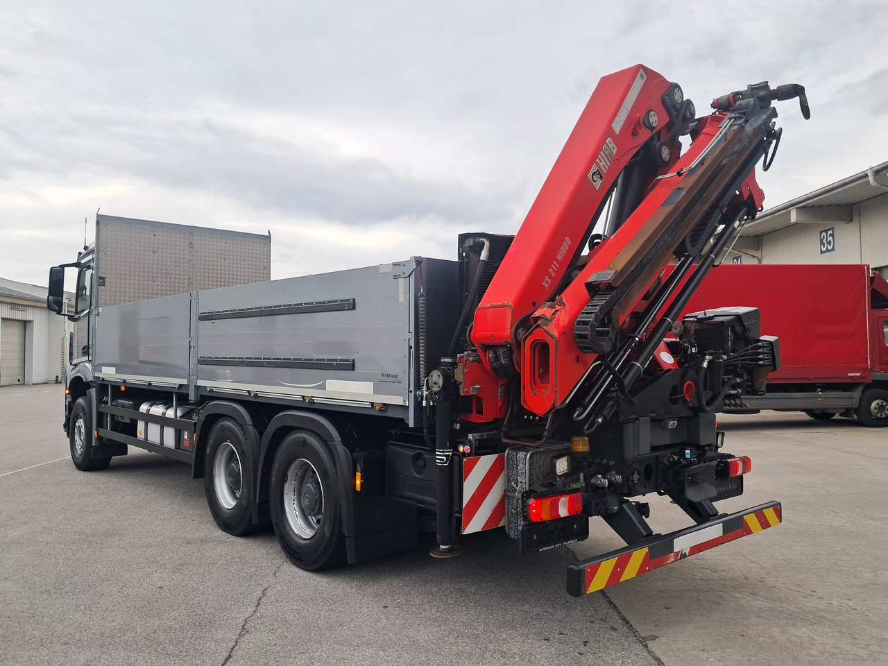 MERCEDES-BENZ AROCS 28.51 | 6x4| Retarder |Kran |Klima | Euro 6 - 栏板式/ 平板卡车, 起重车:图5 MERCEDES-BENZ AROCS 28.51 | 6x4| Retarder |Kran |Klima | Euro 6 - 栏板式/ 平板卡车, 起重车:图5