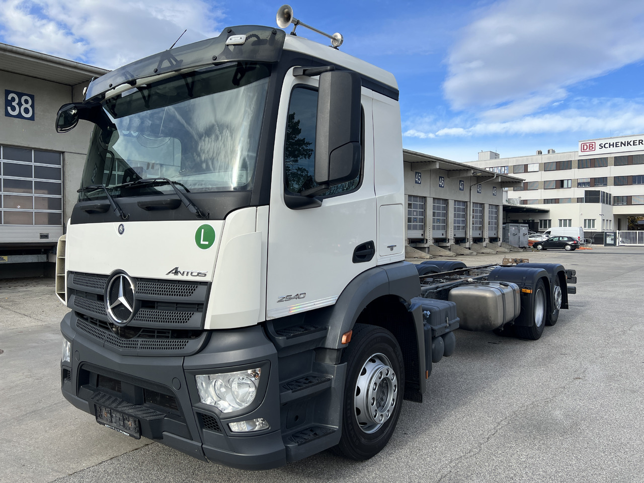 MERCEDES-BENZ Antos 25 40 | Standheizung | Klima | Liftachse - 驾驶室底盘卡车:图1 MERCEDES-BENZ Antos 25 40 | Standheizung | Klima | Liftachse - 驾驶室底盘卡车:图1