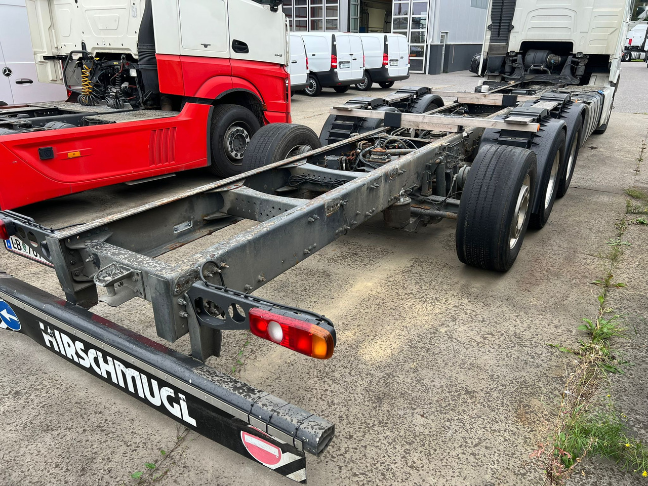 VOLVO FH 540 8x4 Fahrgestell - 驾驶室底盘卡车:图4 VOLVO FH 540 8x4 Fahrgestell - 驾驶室底盘卡车:图4