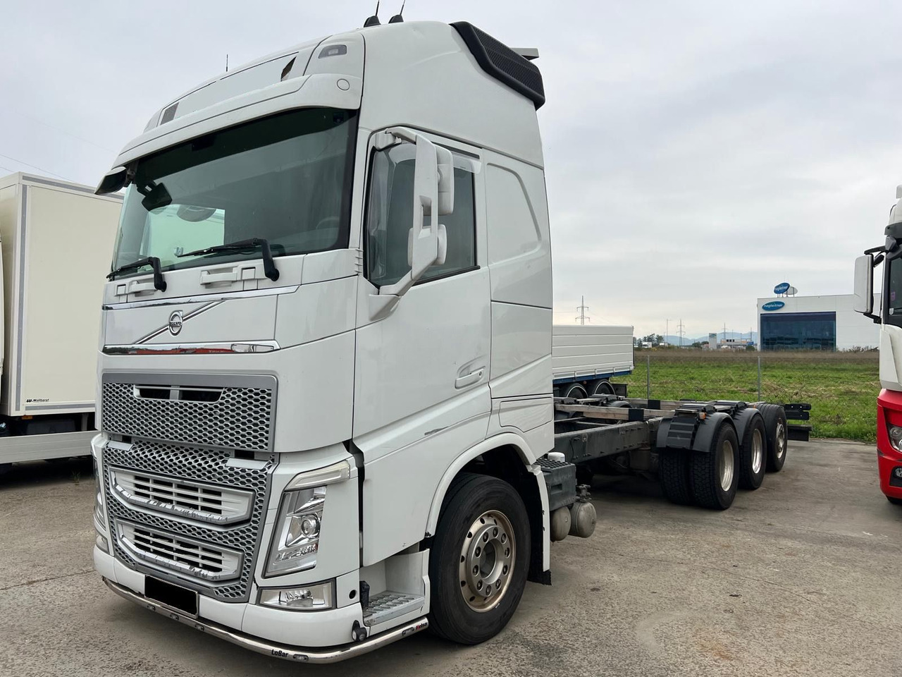 VOLVO FH 540 8x4 Fahrgestell - 驾驶室底盘卡车:图1 VOLVO FH 540 8x4 Fahrgestell - 驾驶室底盘卡车:图1