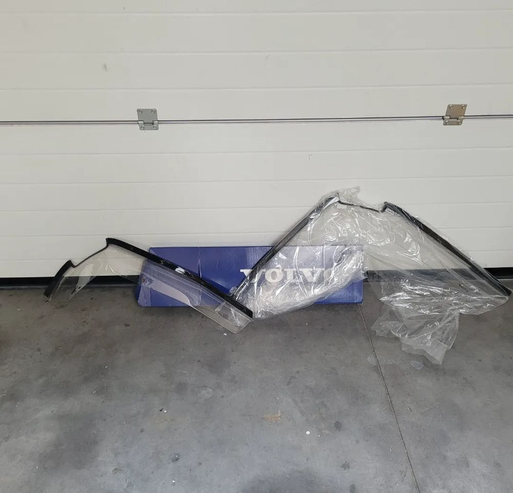 BLENDA NA DRZWI VOLVO FH4 ORYGINAŁ - 车门及其零件 适用于 卡车:图1 BLENDA NA DRZWI VOLVO FH4 ORYGINAŁ - 车门及其零件 适用于 卡车:图1